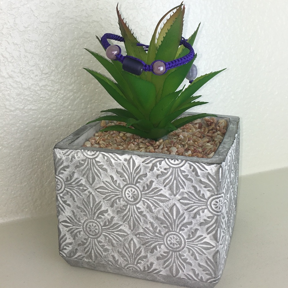 Handmade Chinese Knotting Bracelet W/ Glass Beads